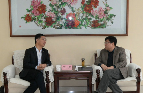 华讯方舟副总裁丁庆一行到我厅座谈交流