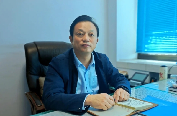 辛集市工业和信息化局党组书记、局长辛彦卜.webp