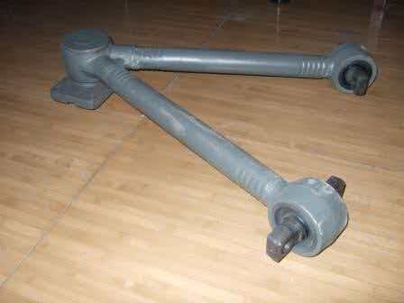 汽车板簧、推力杆